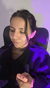 HollyPeachh's Live XXX Chat