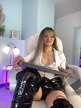 Emerald_ghn Live XXX chat