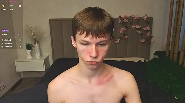 cuMte_boy: онлайн-секс-чат