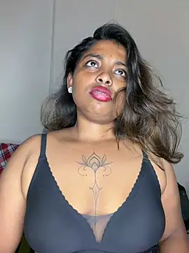 OpposedLoom – Live XXX-chat