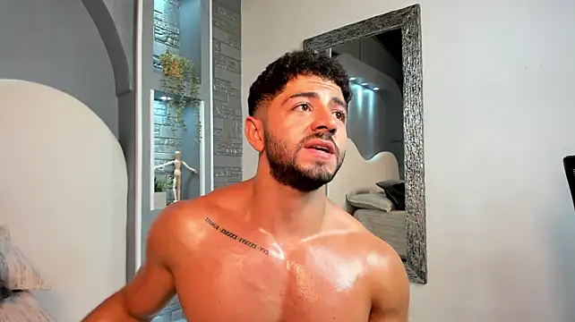Thiago_moretti Adlı Modelin Canlı XXX Sohbeti