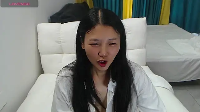 E-nter: онлайн-секс-чат