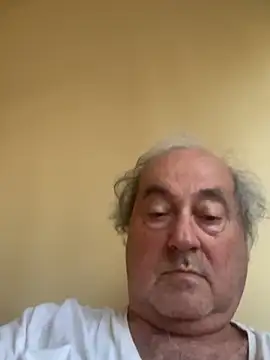 csikar XXX чат на живо