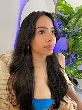 _Emily_Thompson_'s Live XXX Chat