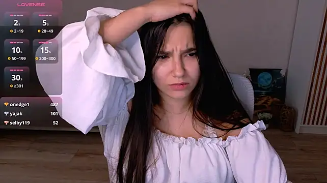 Ari_Grend – Naživo XXX chat