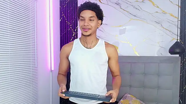 kai_storm77: вебкам-шоу