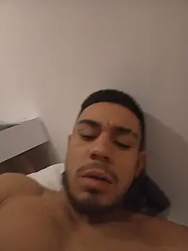 Chat XXX ao vivo de Taylor_DiamondBoy