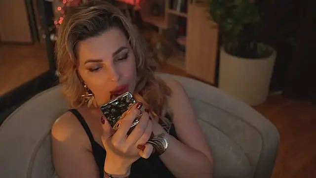 Chat XXX ao vivo de Lady--M