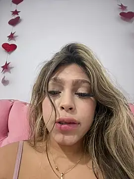 sarakoch live XXX chat