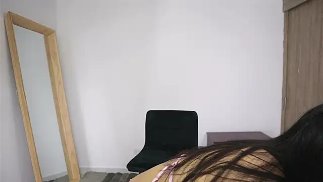 Steph_F Adlı Modelin Canlı XXX Sohbeti