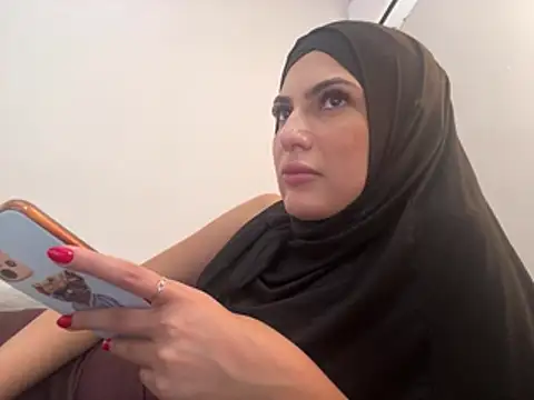 GumusGuray Adlı Modelin Canlı XXX Sohbeti