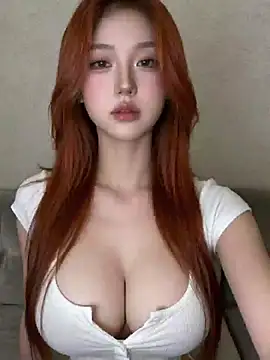 AAAHFYG 在線直播表演