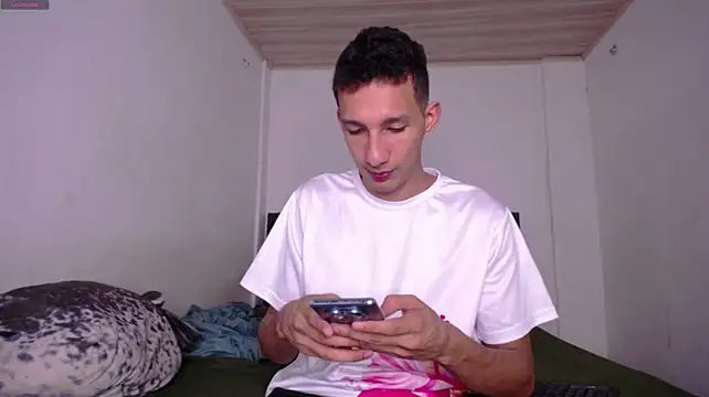 AlphaMarco Live XXX Chat
