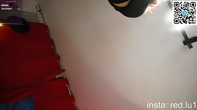 Redlu_1 Adlı Modelin Canlı XXX Sohbeti