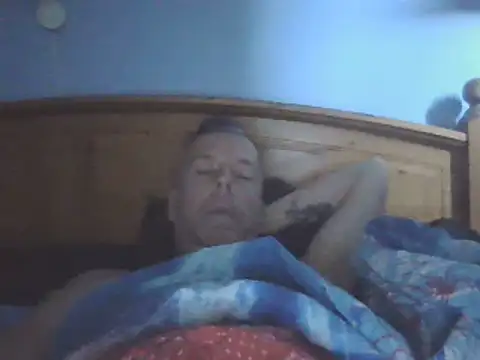 SHARPSkinhead's Live XXX Chat