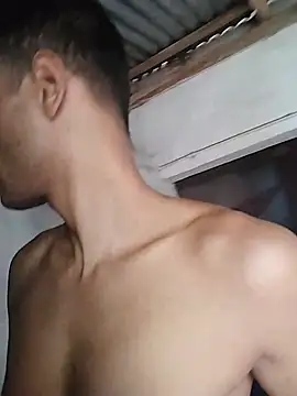 Priankaboudi – Naživo XXX chat