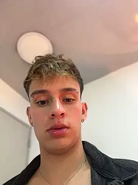 LiamWildx20 Chat XXX in diretta