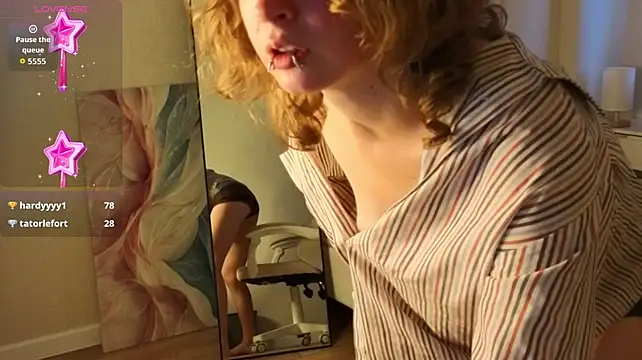Živý XXX chat VioletDesiree
