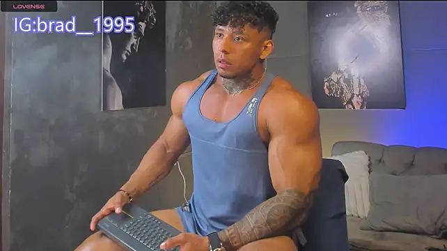 Chat XXX en directo de bradley_smith