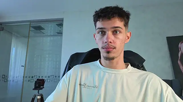 Chat XXX en directo de KaydenDrew