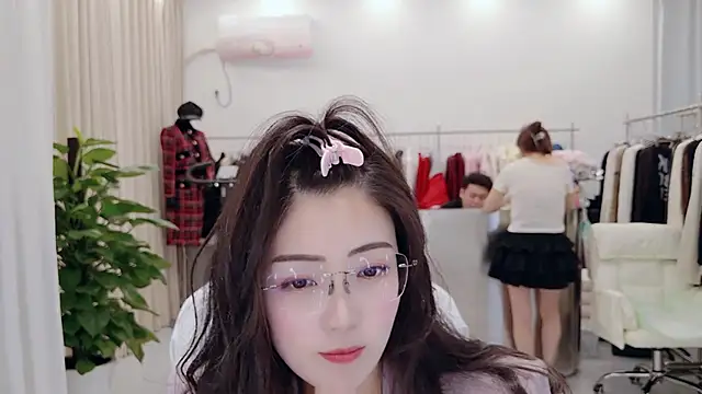 Czat XXX na żywo – yangyang-777