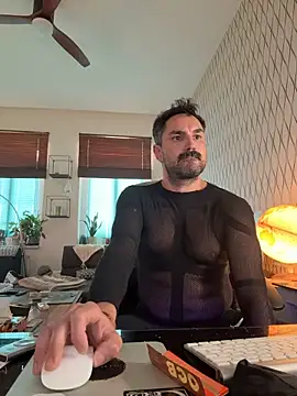 tomz0819 Live XXX-Chat