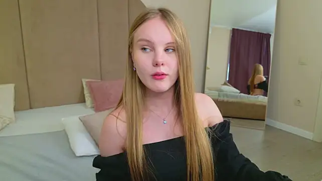 Chat XXX en directo de Lili_Lohan