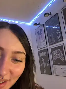 Evemeqt - Dildo wall suck POV