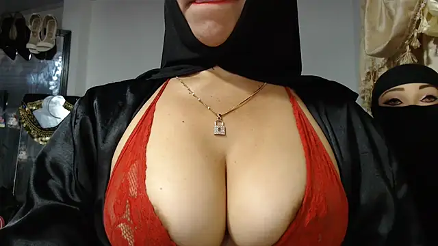nadia__abaud Adlı Modelin Canlı XXX Sohbeti
