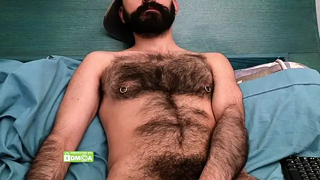 hairyale's Live XXX Chat