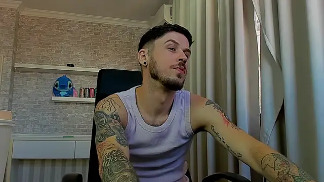 JonahShaw Chat XXX live