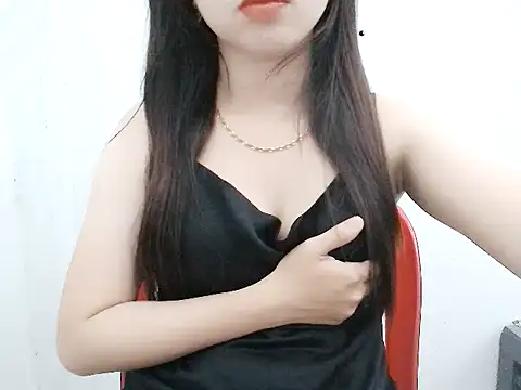 Emilysexy_cut: онлайн-секс-чат