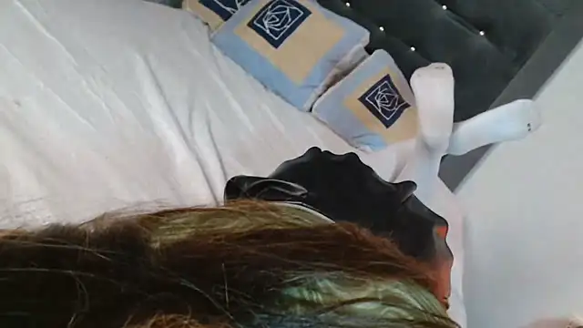 Czat XXX na żywo – 3littles