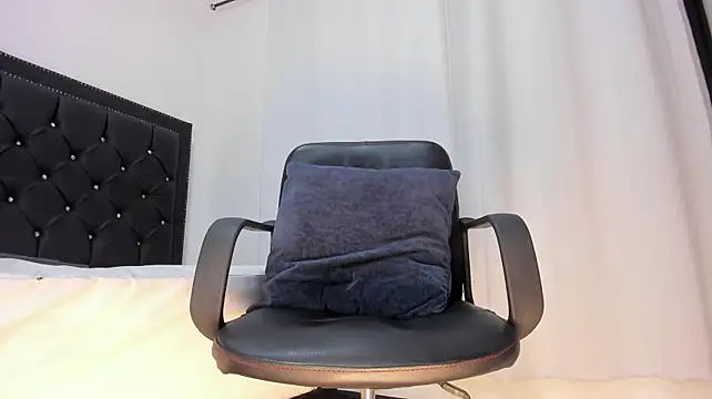 MaxLeons Live XXX-Chat