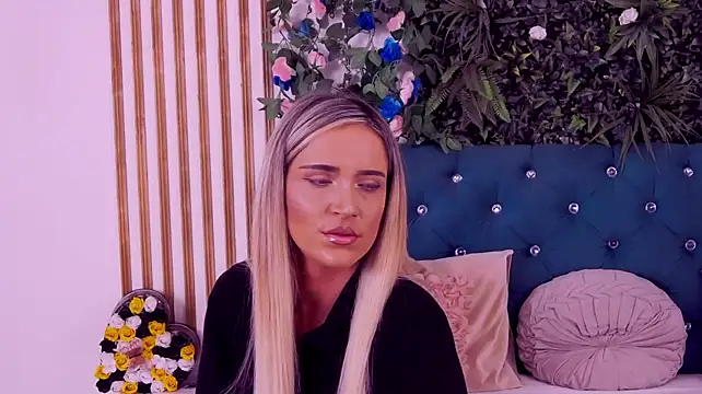 دردشة CherryMuse_ الجنسية المباشرة