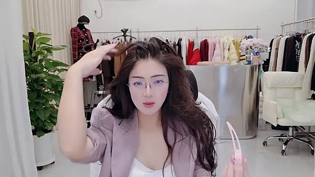 yangyang-777 Live XXX Chat
