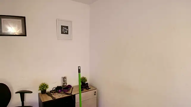 Jade_Agliyah_'s Live XXX Chat