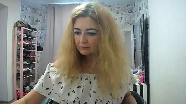 Helen1974 Live XXX-Chat