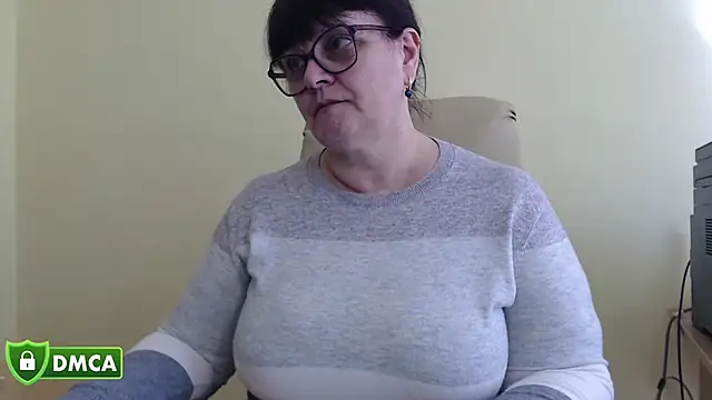 BrandiOhNight's Live XXX Chat