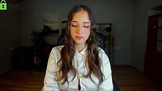 Effy_Royse 现场XXX聊天