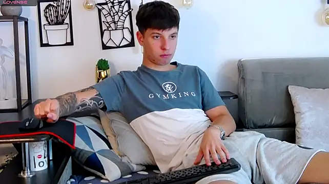 Онлайн чат XXX ThomasEdisonn