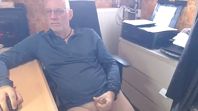 Živý XXX chat pm0365