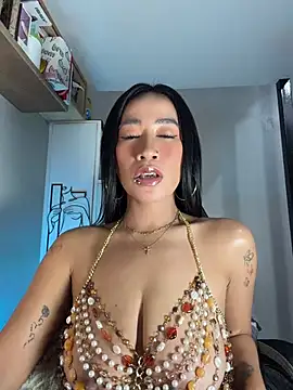 AsianMilfSheryl Adlı Modelin Canlı XXX Sohbeti