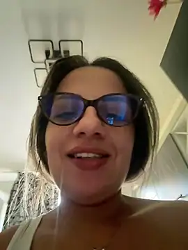 mariahotgirl Chat XXX live