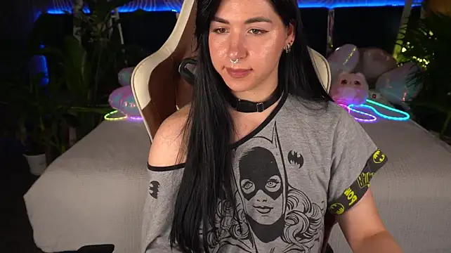 Chat +18 de EmilyCandyy ao vivo