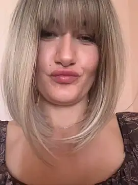 Онлайн чат XXX LunaFoxs