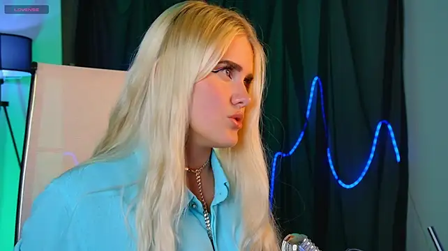 Živý XXX chat KattyWilde