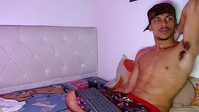 Angel_foxc13 Adlı Modelin Canlı XXX Sohbeti