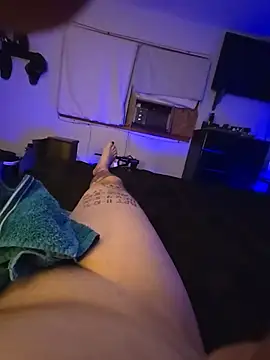 Hotlips69691 – Naživo XXX chat