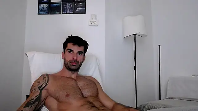 Chatroom XXX en direct de Verycutex
